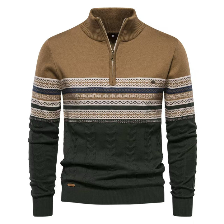 Model wearing the classic men's Bergen Nordic half-zip pullover, highlighting its fit.
