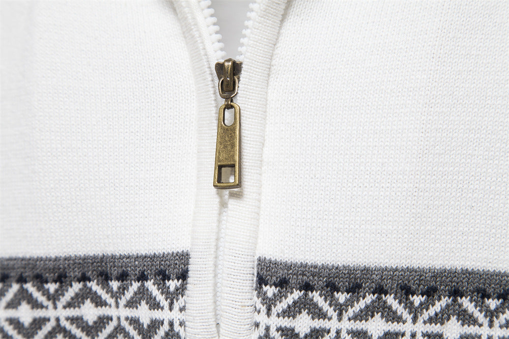 Men's Bergen Nordic half-zip sweater, designed for stylish comfort and everyday wear.