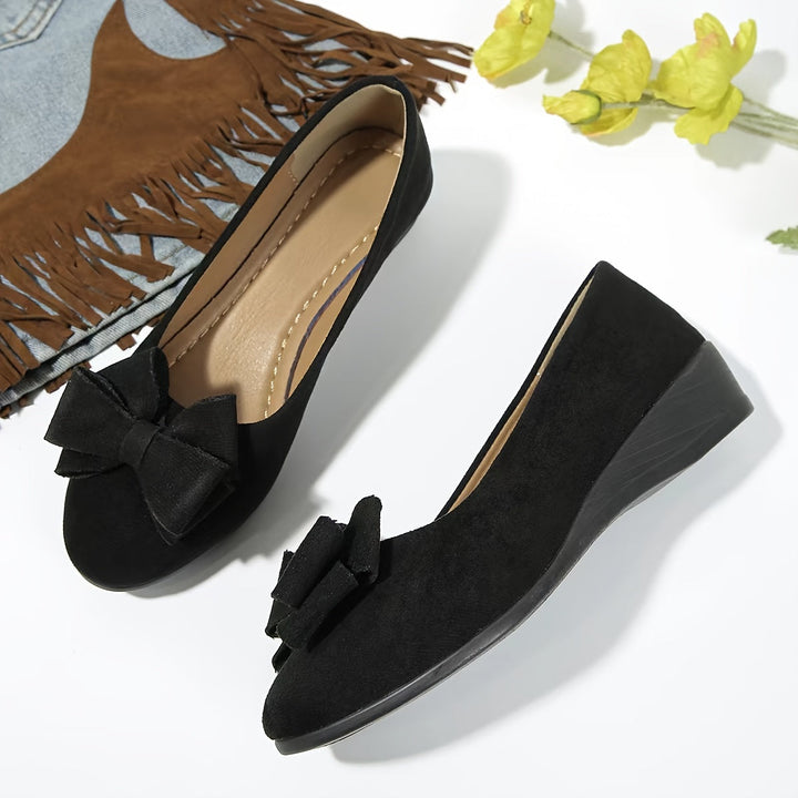 Women's casual orthopedic flats with a stylish, comfortable design.