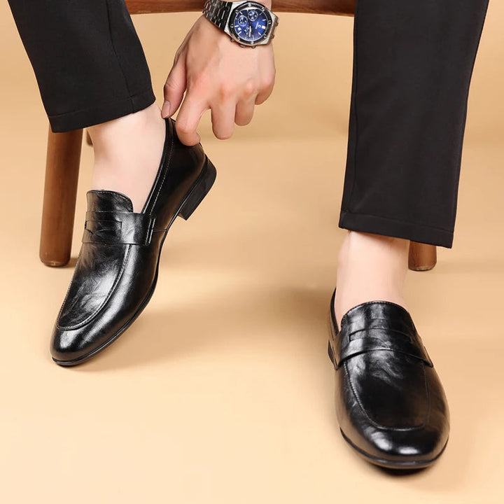 Men's Verona slip-on loafers, a comfortable and stylish choice for men's fashion.