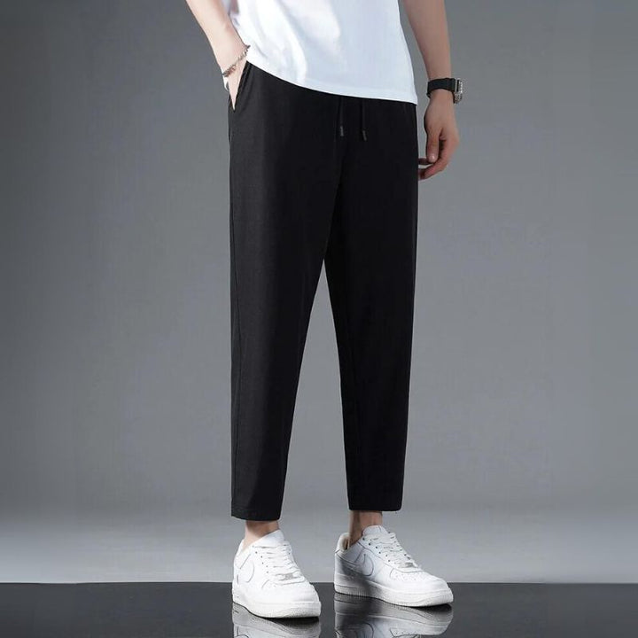 Versatile Zephy sports apparel. Lightweight performance pants for gym, running, or casual wear.