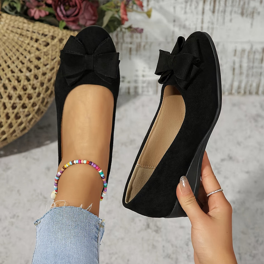 Women's pain-relief flats, orthopedic design for daily elegance.