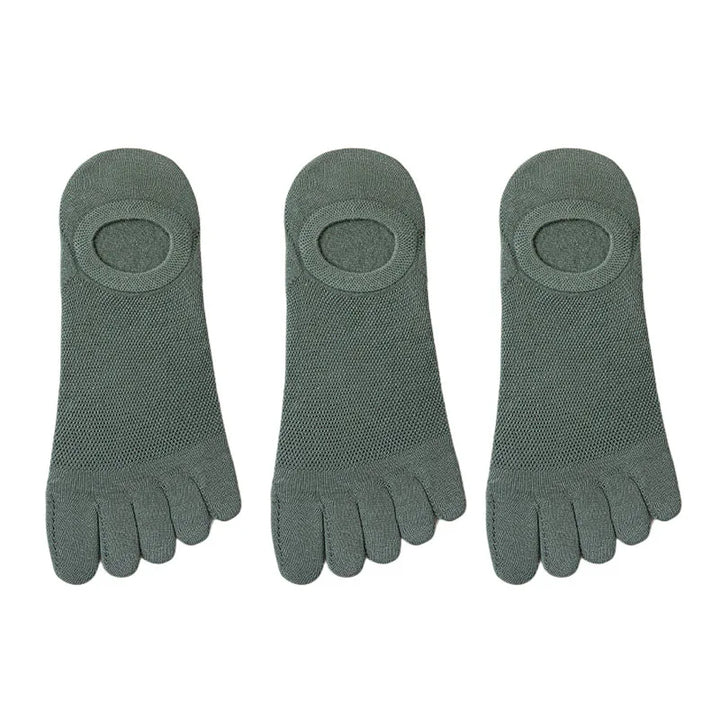 Ultimate comfort men's no-show toe socks, 3-pair pack. Breathable, anti-blister design for active feet.
