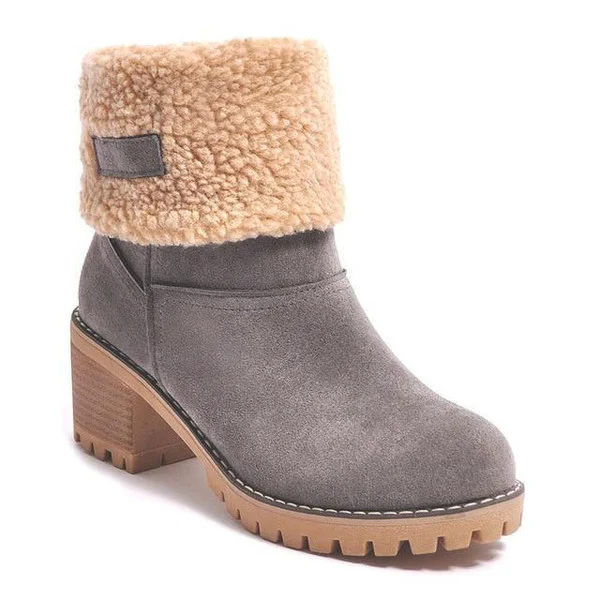 Stylish women's block heel snow boots. Cozy, waterproof winter footwear, perfect for cold weather warmth and comfort.