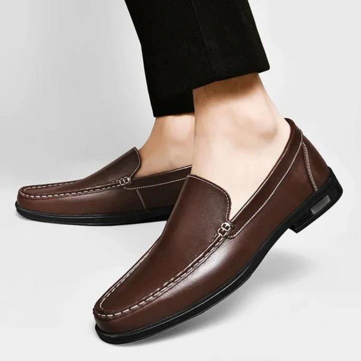 Men's versatile loafers, classic slip-on design, comfortable for casual and dressy outfits.