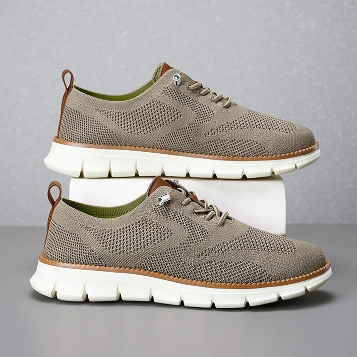 Breathable men's knit sneakers, lightweight and comfortable. Ideal slip-on shoes for casual and daily wear.