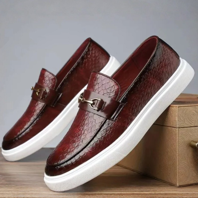 Versatile men's Siena loafers, suitable for both formal dress and casual occasions.