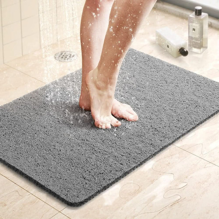 Spa-Comfort shower mat, stylish non-slip bath mat with effective drainage, enhances bathroom decor.