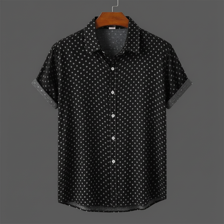 Men's effortless fashion: polka dot short sleeve cabana shirt, perfect for beach days & resorts.