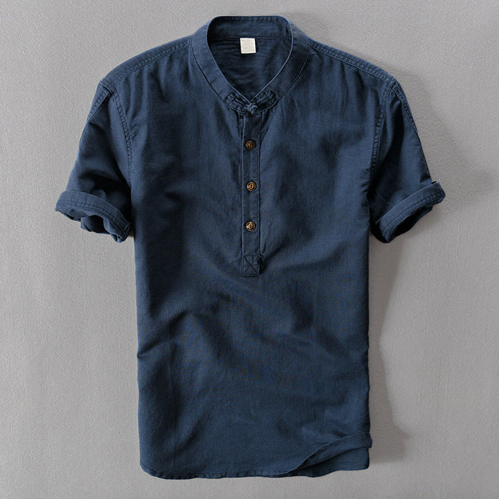 Men's resort wear shirt: a chic short sleeve button-down for beach outings, vacation fashion & casual summer style.