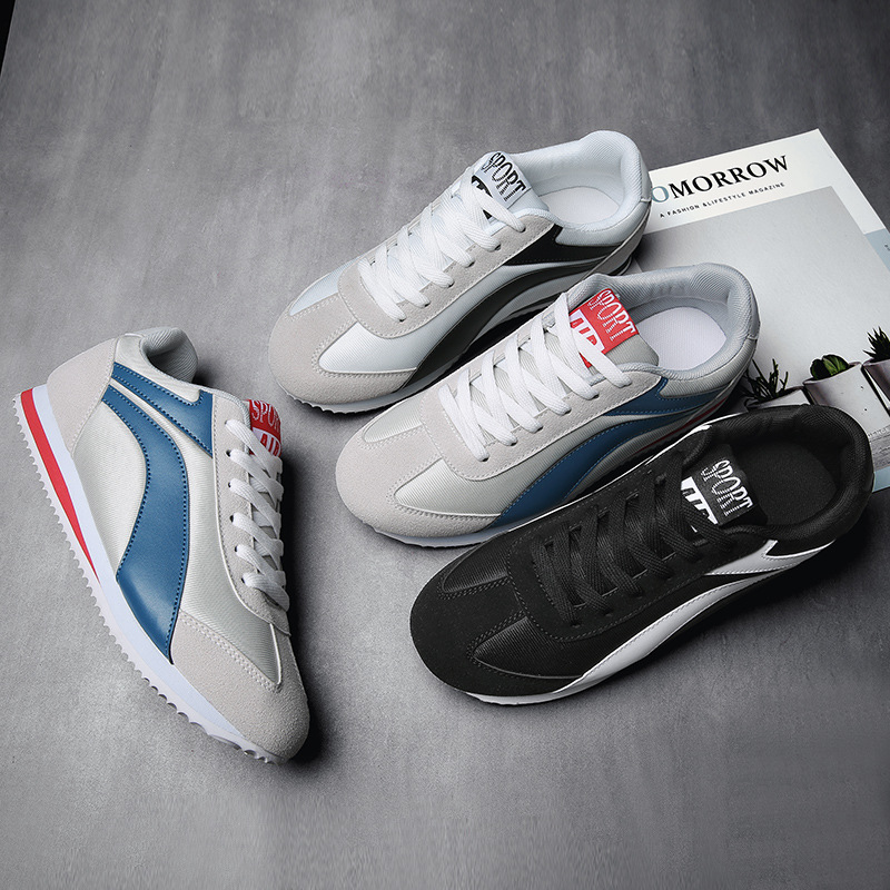 Retro men's sneakers: RetroStride, lightweight, all-day comfort, and ideal casual everyday footwear.