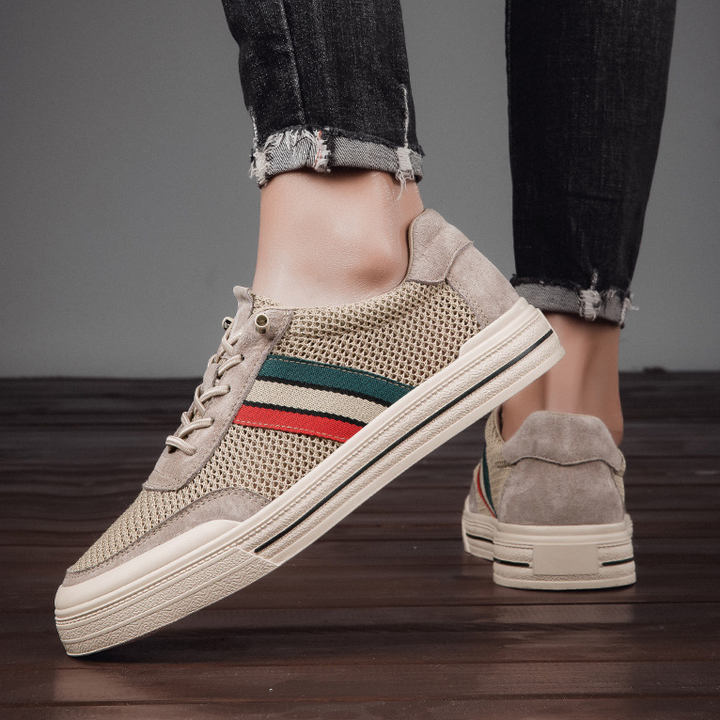 Sporty men's casual footwear with a retro design, perfect for daily fashion.