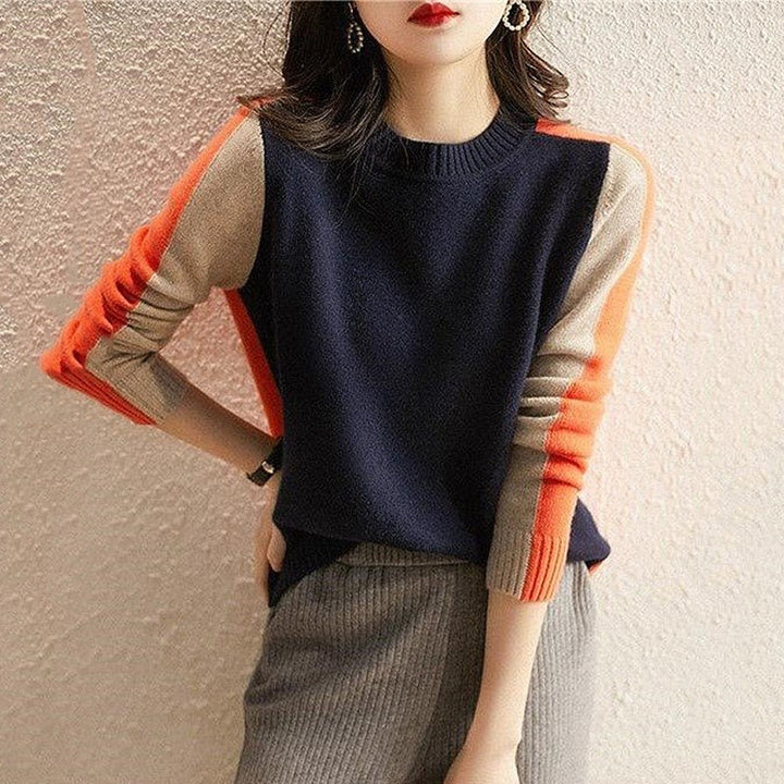 Women's chic knit sweater, slim fit, perfect for everyday wear. Elegant and flattering knit top.