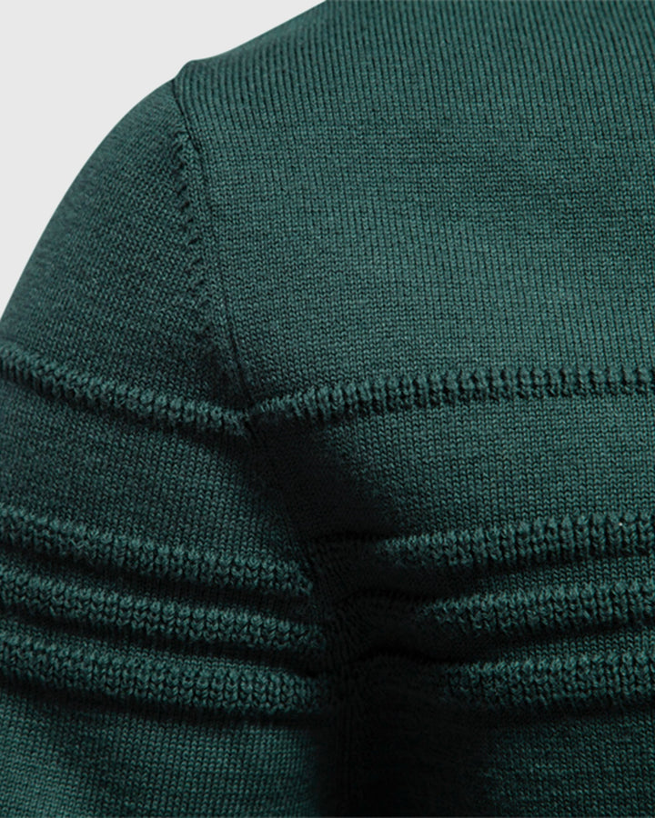 Men's everyday textured sweater, comfortable pullover knit for easy winter fashion.