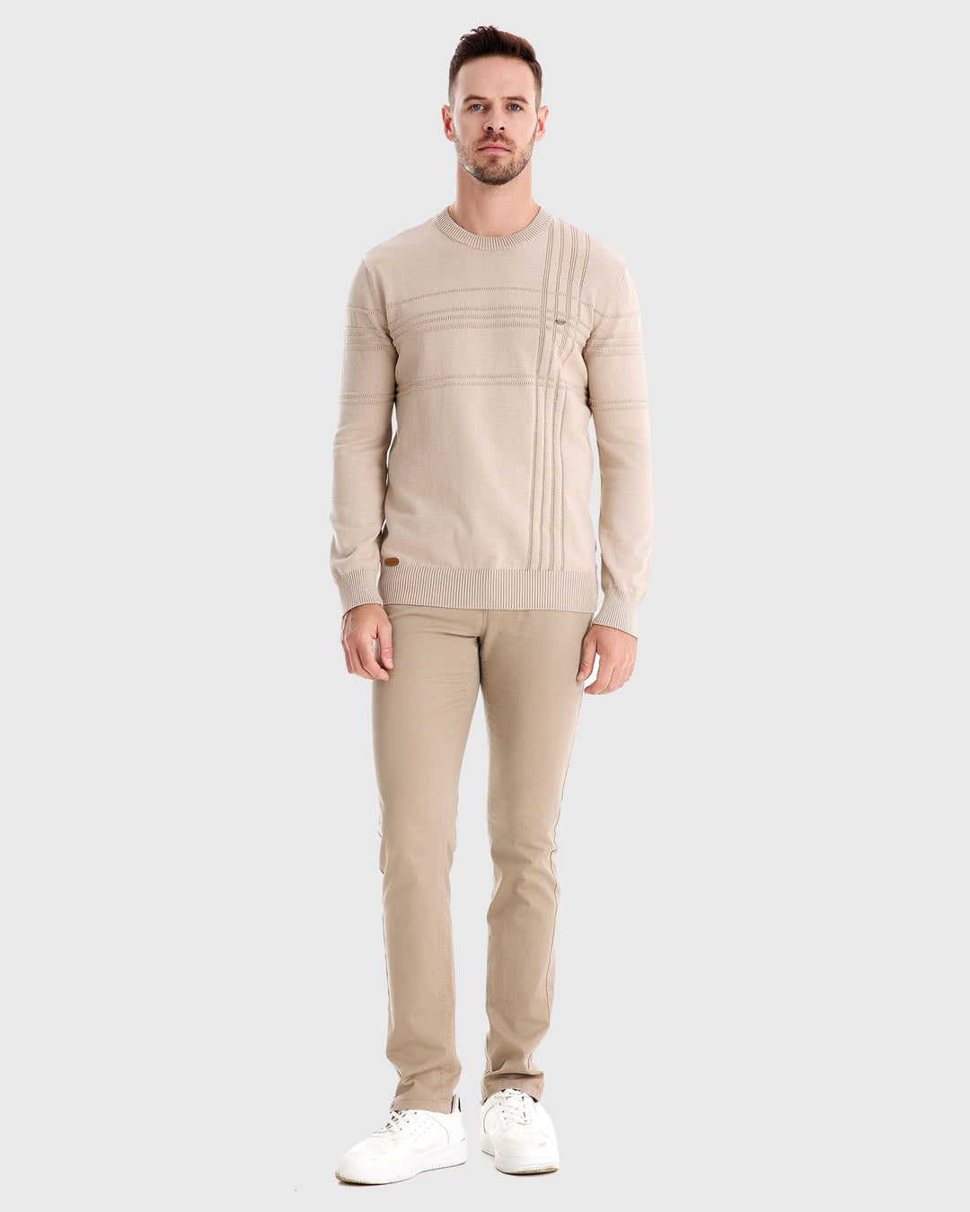 Men's fashion textured pullover, a stylish crew neck for winter outfits & daily wear.