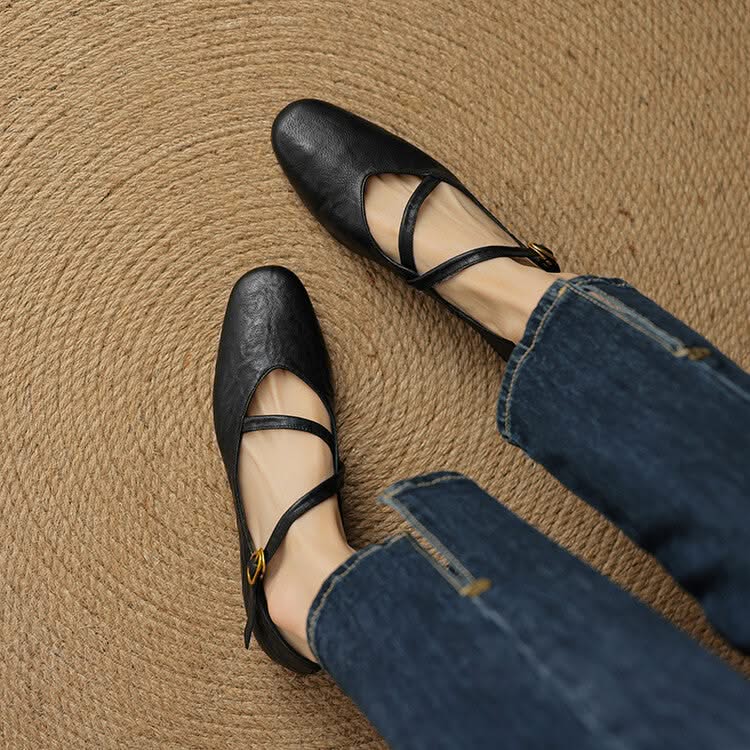 Aria women's casual comfort flats with soft sole and elegant design.