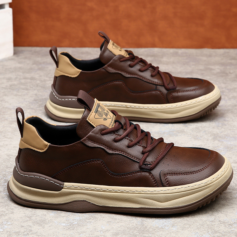 Stylish men's casual sneakers, versatile for everyday fashion & comfortable walking.