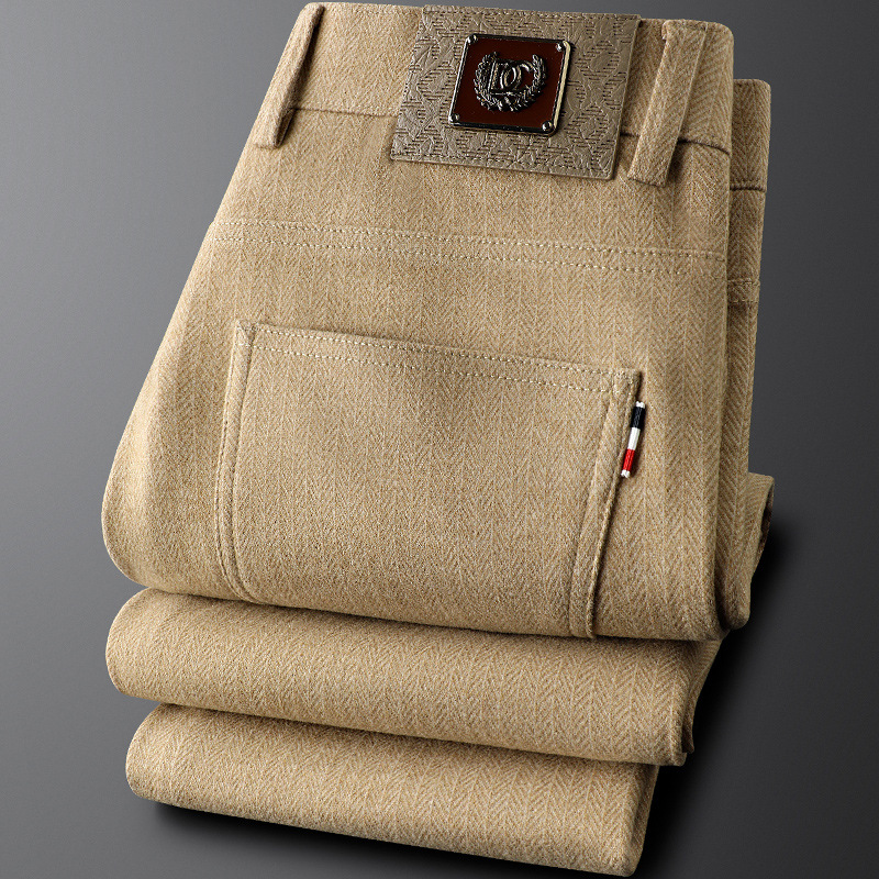 Versatile men's heritage tailored trousers, a key piece for modern men's fashion.