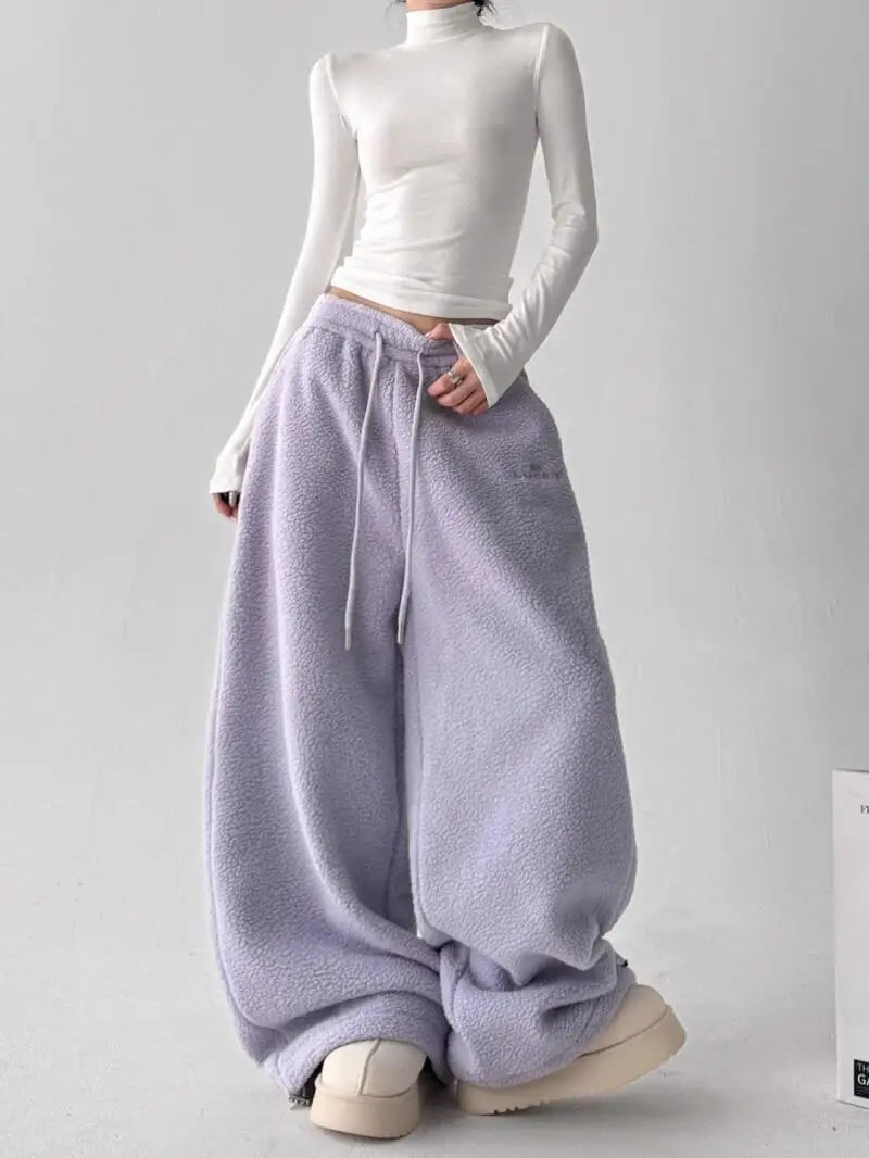 High-waist Cloudwalk drawstring comfort pants for women, ideal casual wear & cozy bottoms with a relaxed fit.