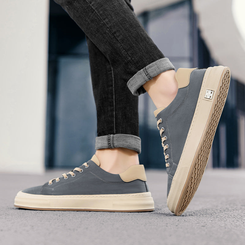 Comfortable men's walking shoes, lightweight and stylish sneakers for daily wear.