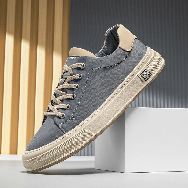 Men's lightweight everyday sneakers, comfortable and stylish for daily casual wear.