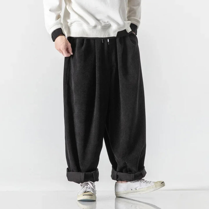 Active lifestyle unisex sweatpants; relaxed fit joggers for comfort, perfect for casual activities.