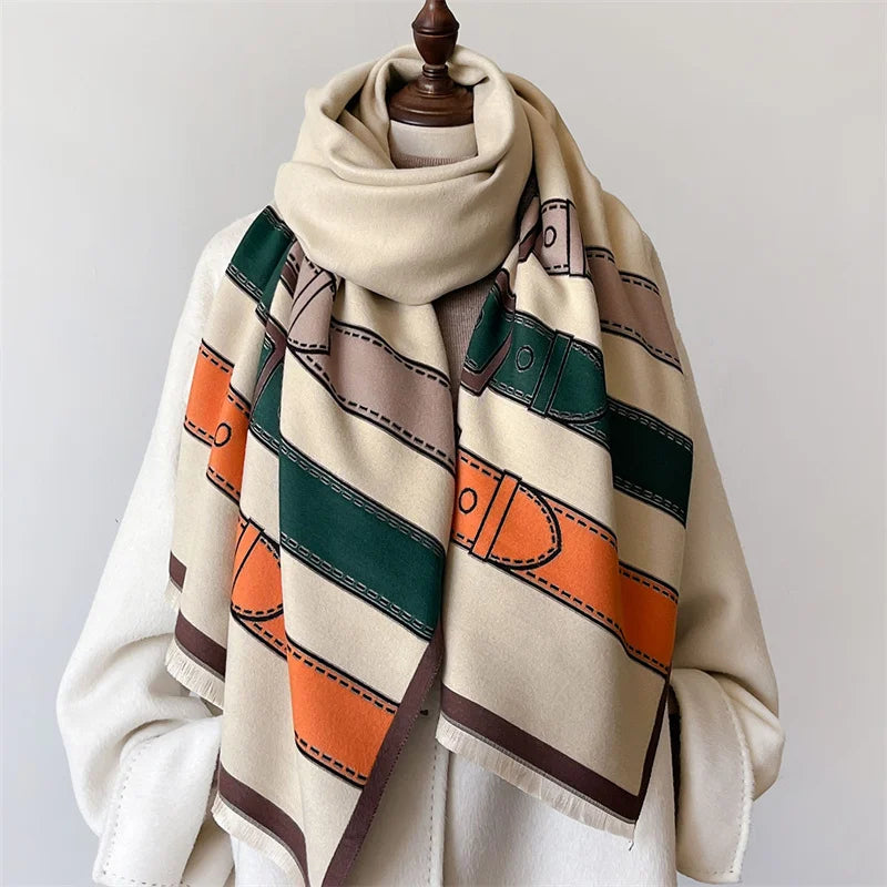 Luxurious unisex cashmere blend scarf with elegant design, a soft accessory perfect for winter fashion.
