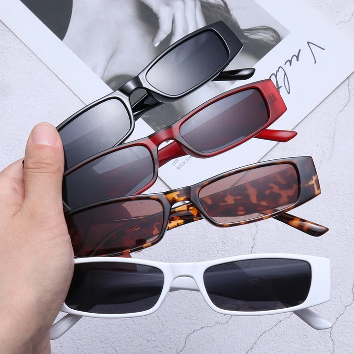 Monroe women's sunglasses: sleek design, UV protection, a must-have accessory for trendy summer outfits.