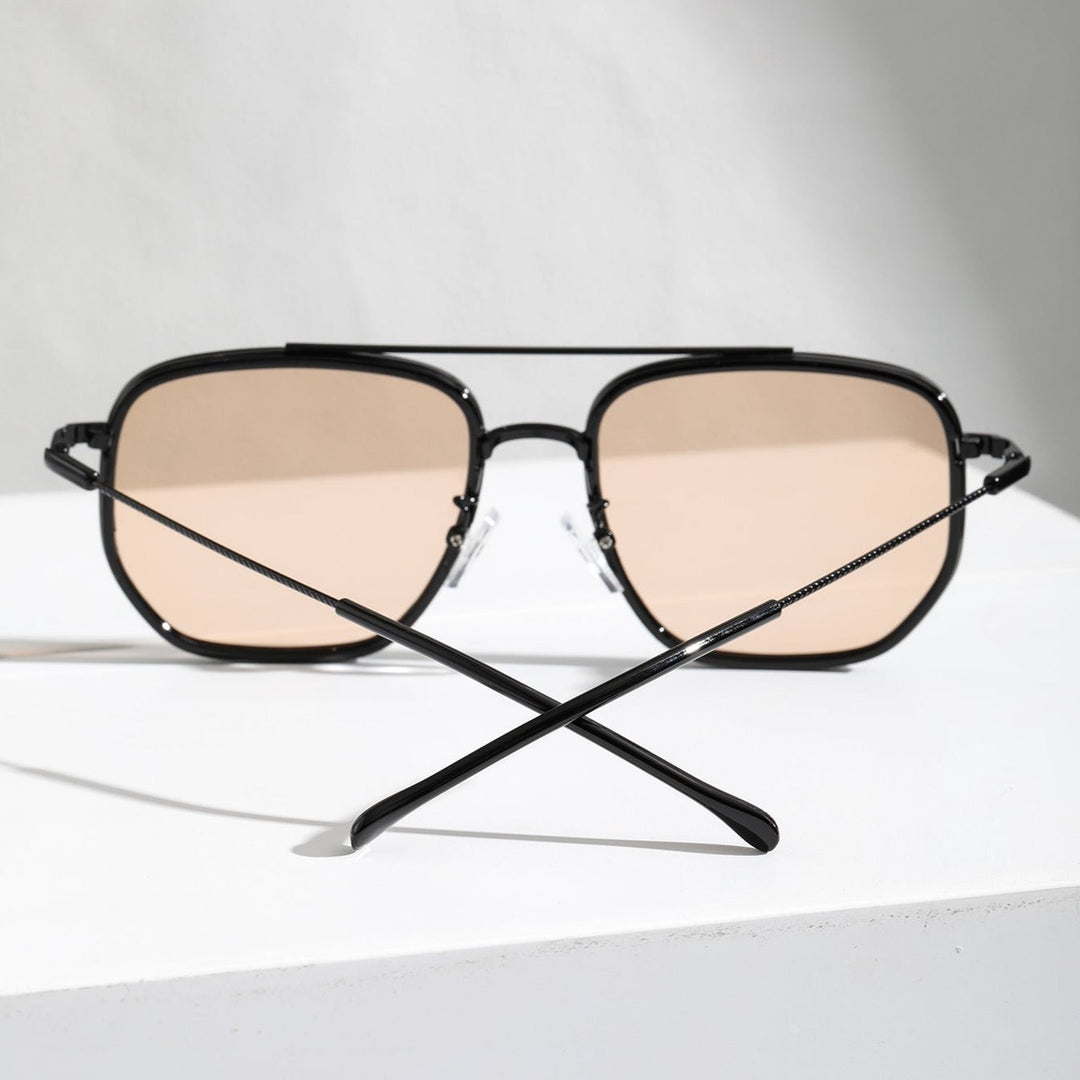 Essential summer fashion accessory: stylish unisex UV protection sunglasses. Durable and trendy shades.