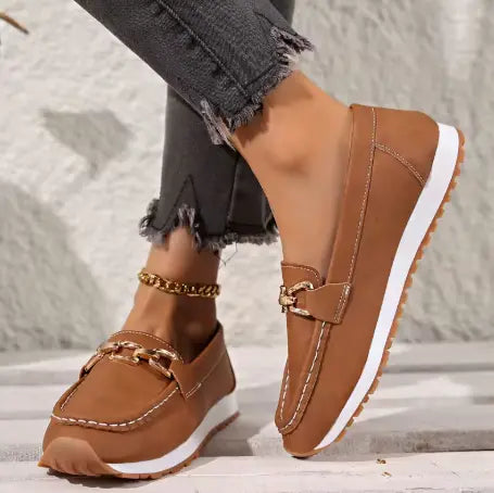 Versatile women's orthopedic loafers: non-slip, comfortable, ideal for work, casual & walking.