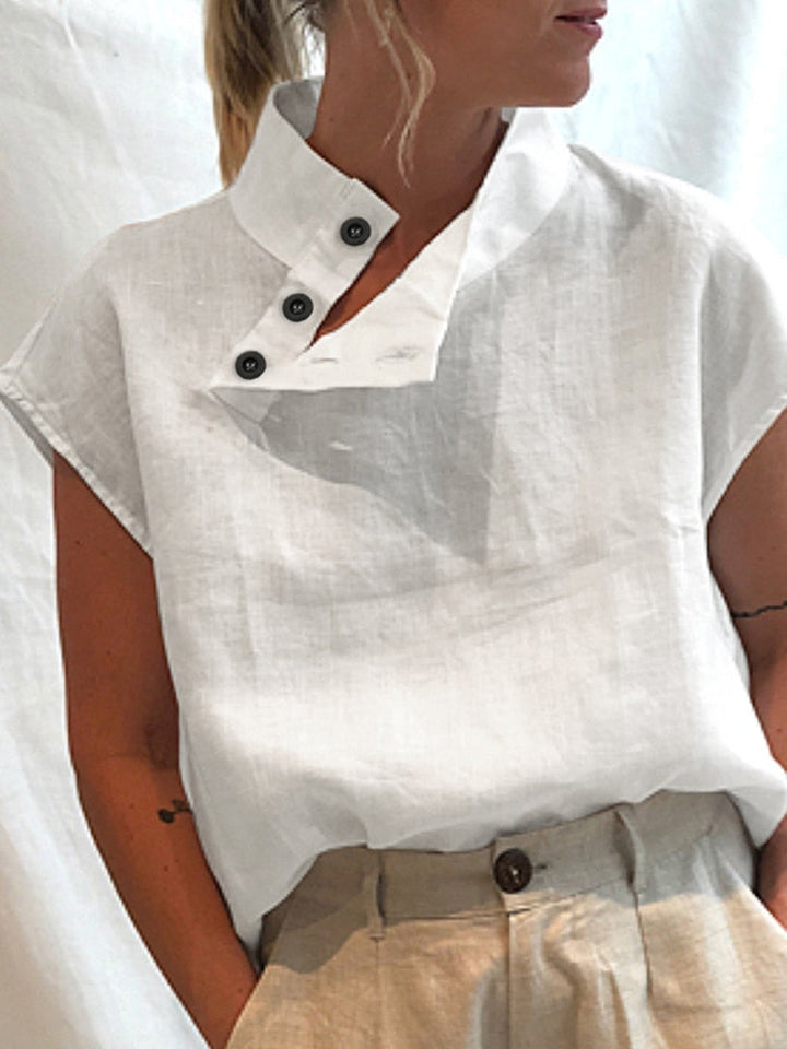 Men's versatile everyday button-down shirt, perfect for casual spring & summer wear. Relaxed fit, easy care.