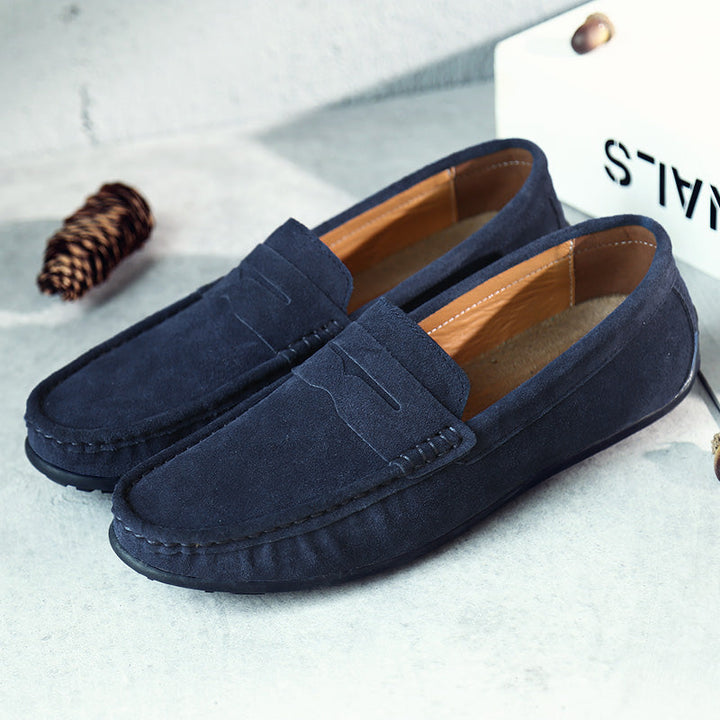 Easy slip-on men's loafers, providing ultimate convenience & a polished, comfortable fit. Everyday wear.