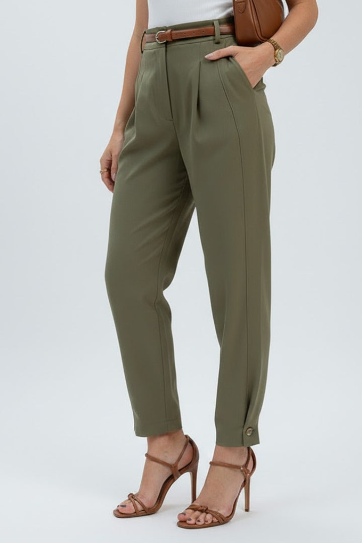 Elegant women's high-waisted tapered pants with a flattering modern fit, perfect for sophisticated daily wear.