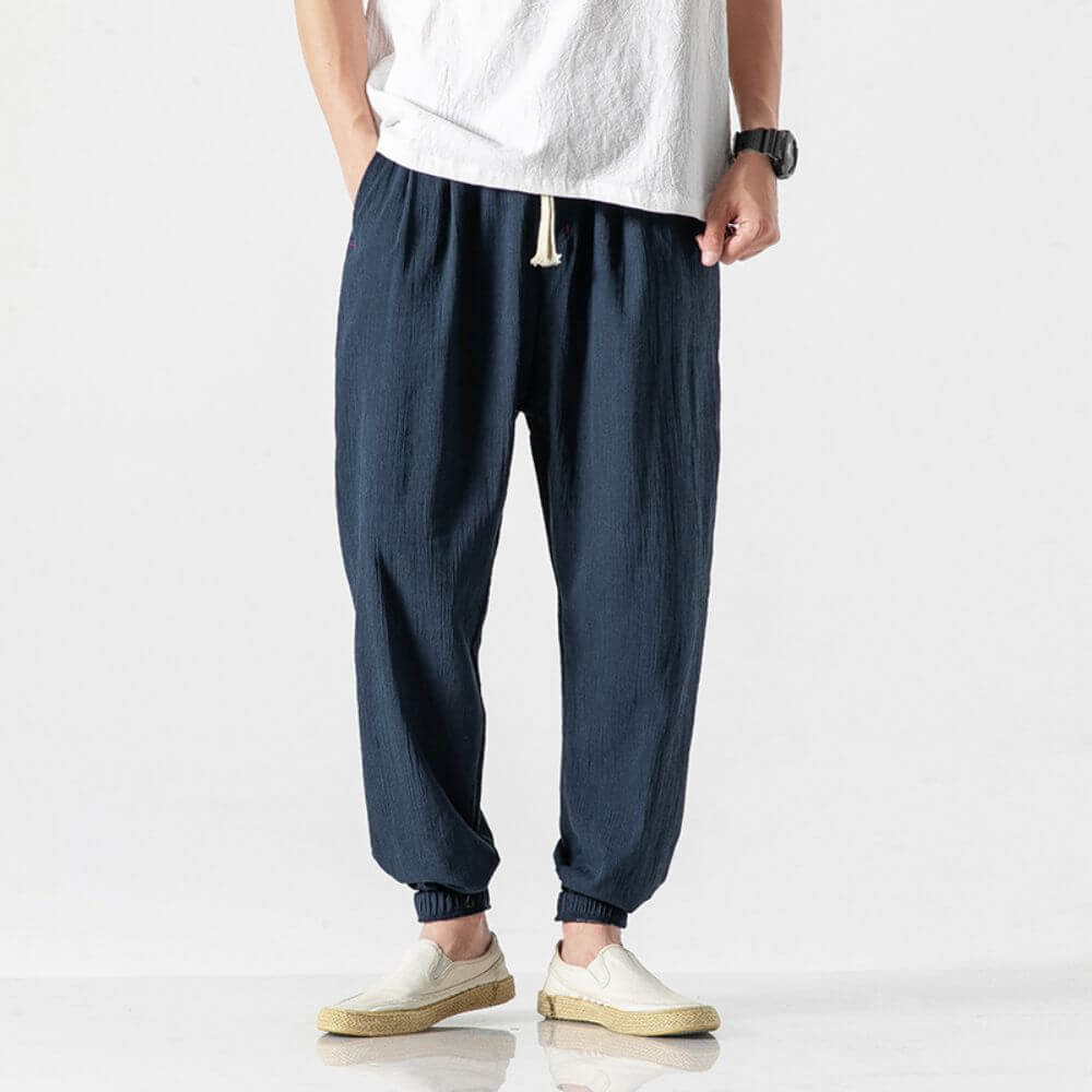 Stylish relaxed fit men's summer pants, comfortable and modern.