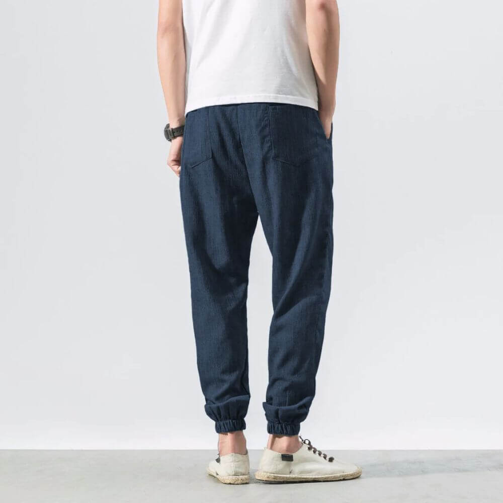 Versatile casual men's pants, drawstring closure, perfect for summer.