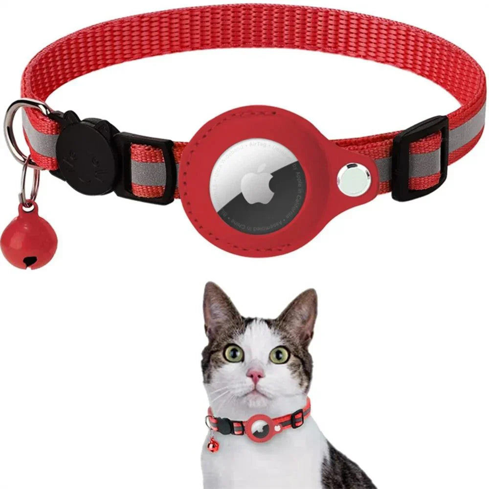 Close-up of the adjustable strap on a patterned cat safety collar
