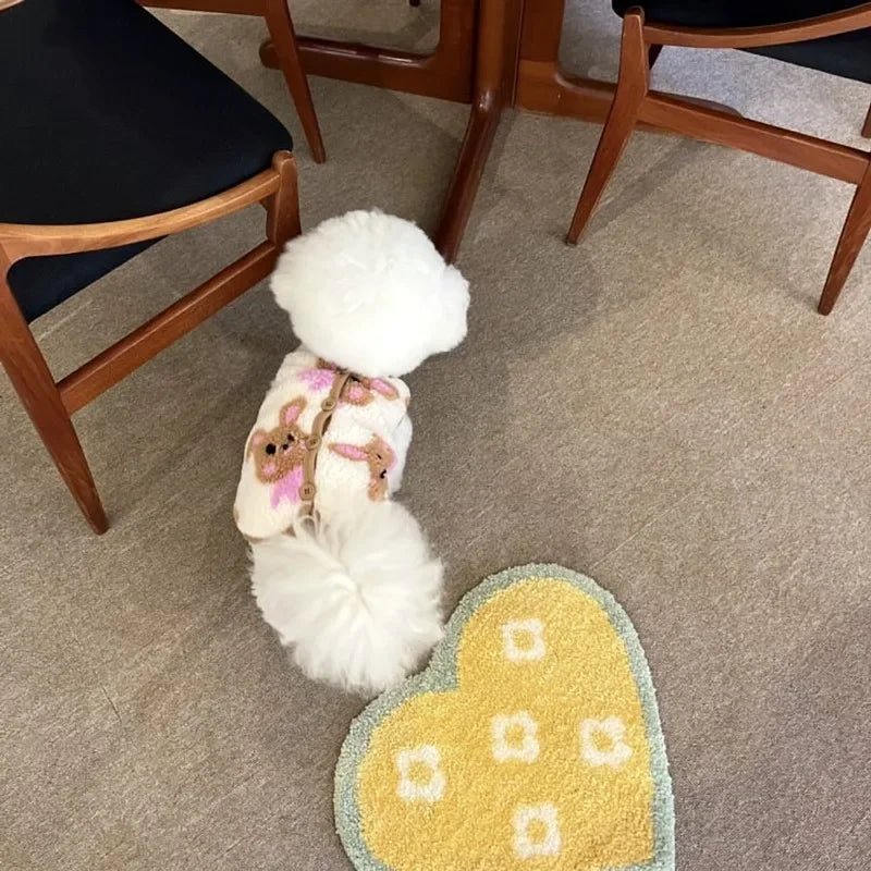 Stylish pink fleece jacket for girls, featuring an adorable rabbit pattern for autumn/winter