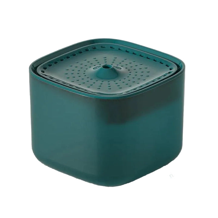 Square-shaped 3L automatic pet fountain with multi-layer filter and continuous water flow for cats.