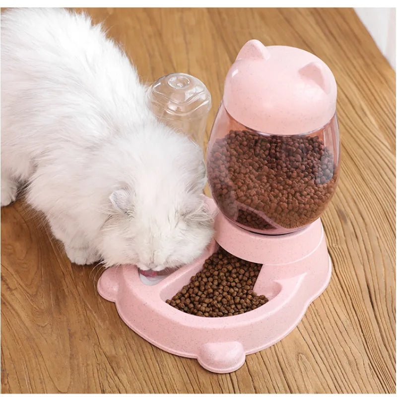 Automatic cat food dispenser with cute cat design, perfect for pet care and kitten feeding.