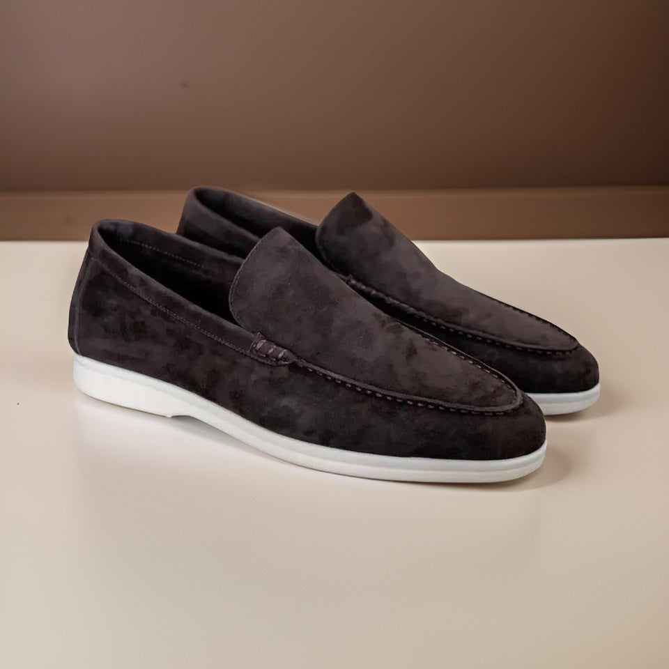 Classic men's slip-on loafers, elegant and comfortable footwear for any occasion.