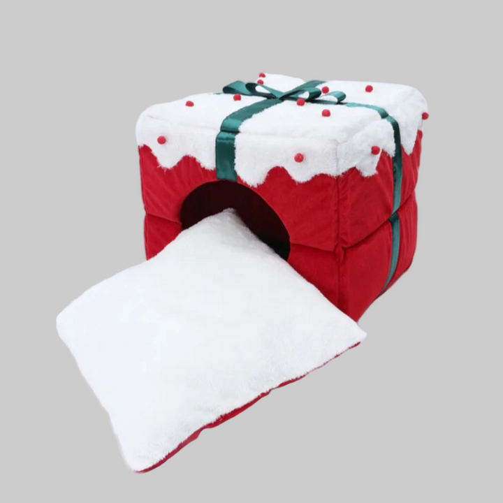 New4 Christmas semi-enclosed pet bed, providing a warm and festive retreat for pets