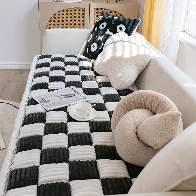 Machine washable cream plaid fuzzy pet couch cover, comfortable and stylish for pets