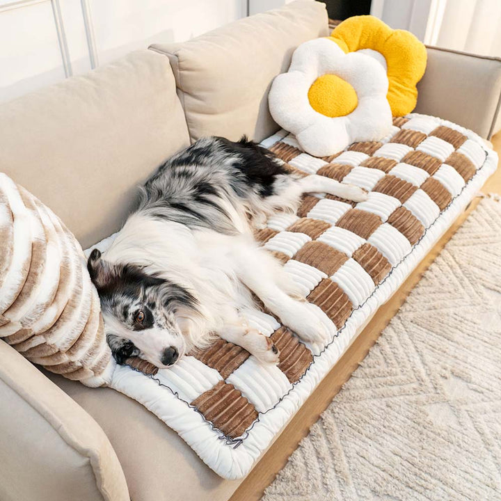 Non-slip cream plaid pet couch cover, suitable for all pets, protects sofas from fur & dirt