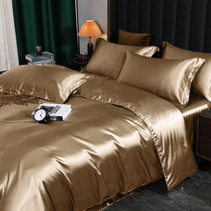 Unisex breathable satin bedding set in elegant color for luxurious bedroom decor. Cooling, soft, and double-sided comfort.