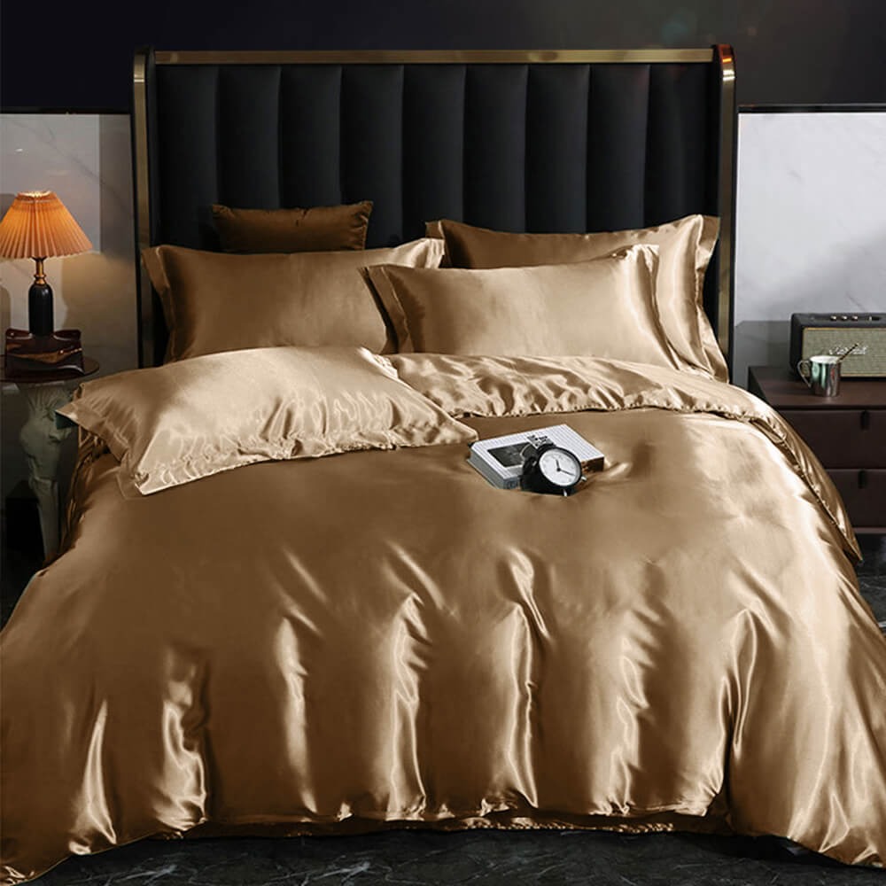 Luxurious cooling double-sided satin bed sheet set for ultimate comfort. Includes fitted sheet, quilt cover & pillowcases.