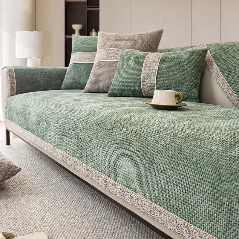 Comfortable, pet-friendly non-slip sofa cover. Machine washable living room furniture protector for style.