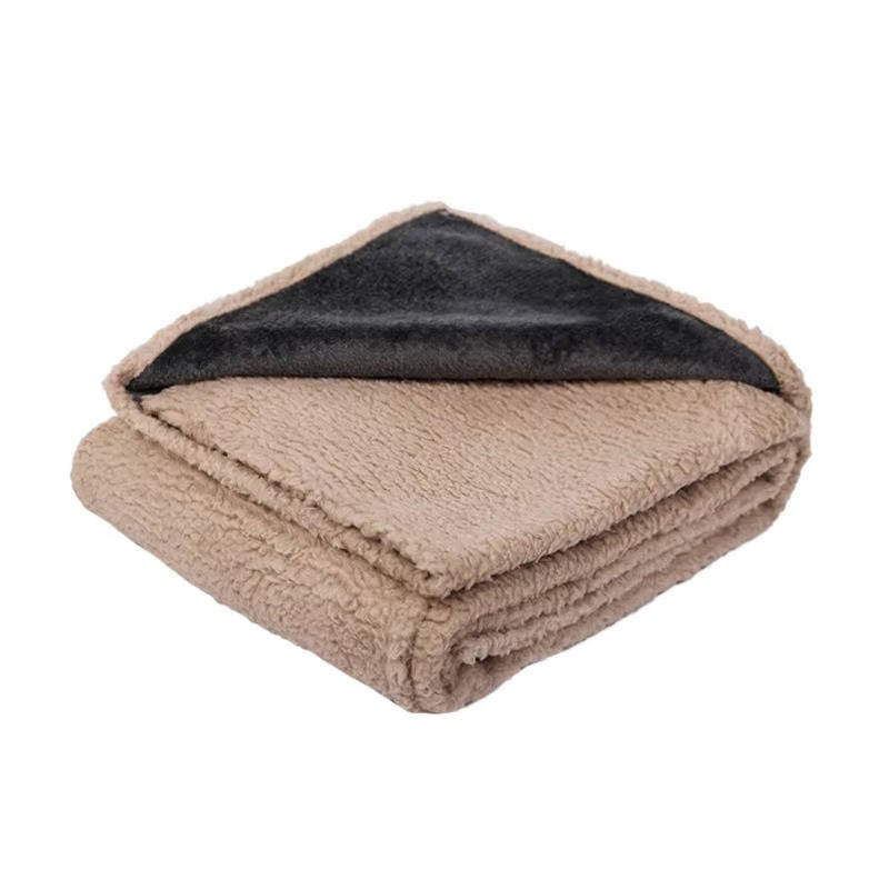 Unisex pet blanket, waterproof & machine washable, ideal for dog & cat beds, travel, or furniture