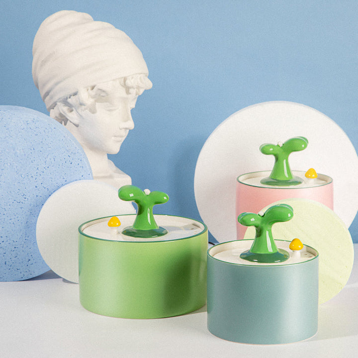 Eco-friendly pet fountain in ceramic, featuring a quiet pump and filtered water for dogs and cats.