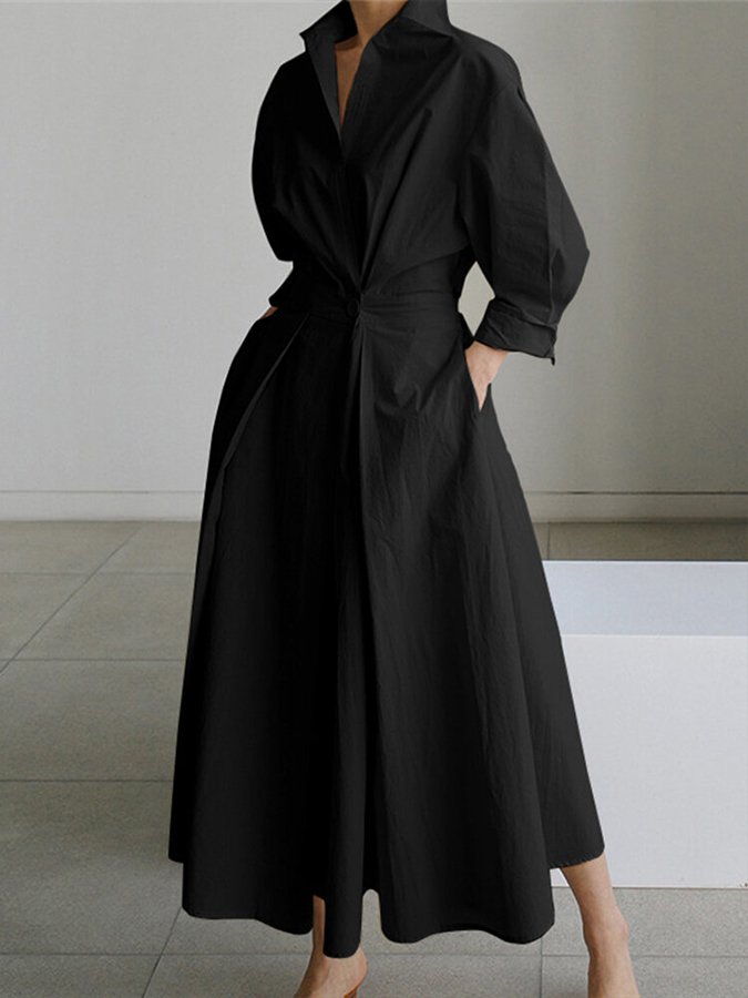 Chic women's elegant long maxi dress, ideal for summer evenings or special occasions. Flowy & comfortable.