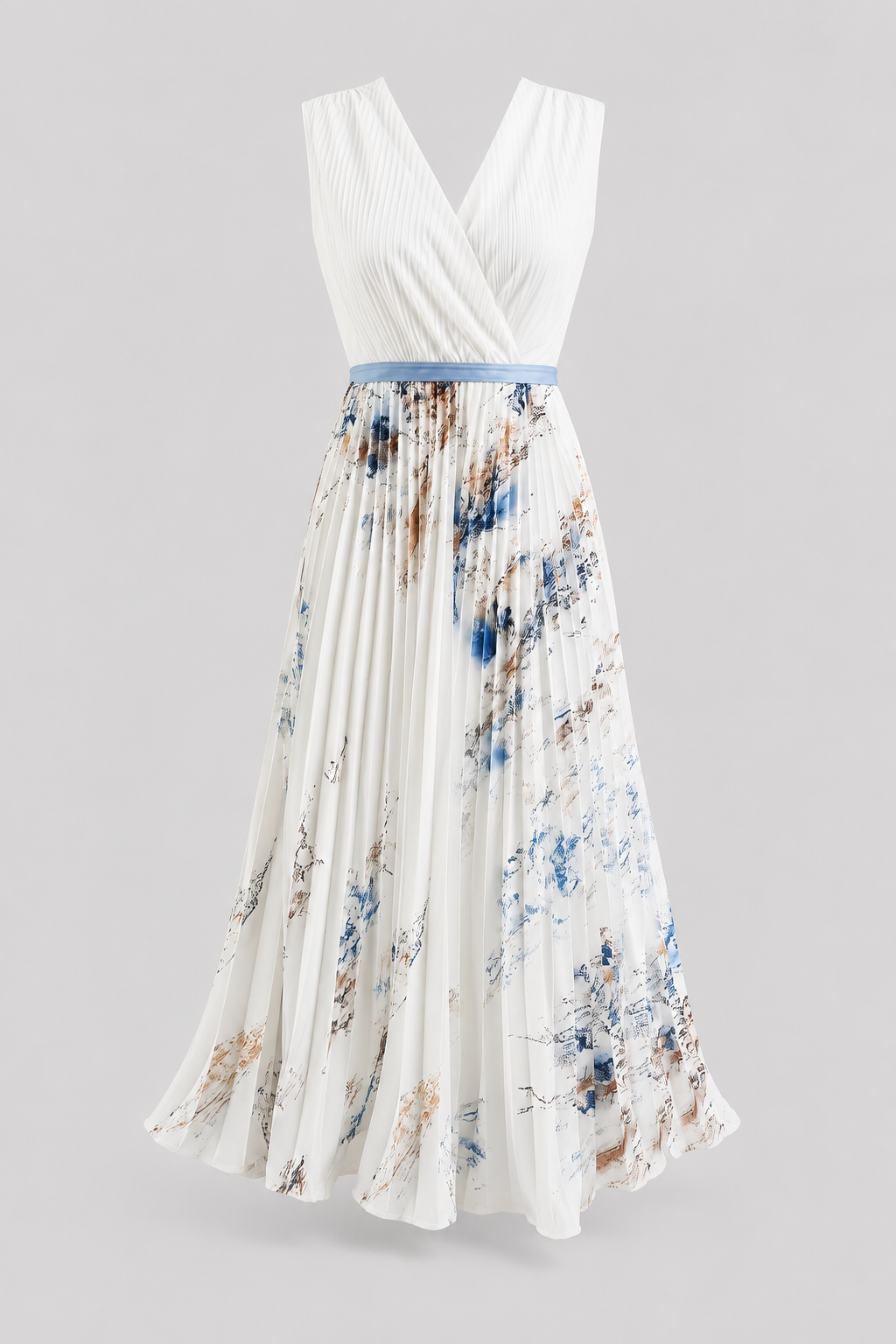 Elegant women's V-neck pleated maxi dress with waist tie, perfect for summer occasions or parties.